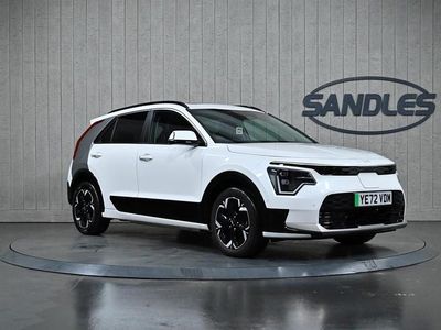 Used Kia Niro 150 kW (204 HP) 2022 White SUV