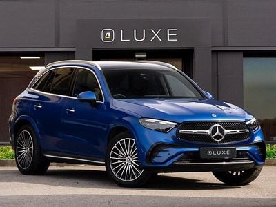 Begagnad Mercedes GLC300 AMG Line Premium Plus 258 HK (189 kW) 2023 Blå SUV