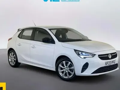 Usado Vauxhall Corsa Design Edition 101 HP (74 kW) 2023 Branco Citadino