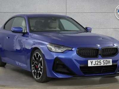 Second-hand BMW 220 M Sport 181 CP (133 kW) 2025 Albastru Coupe