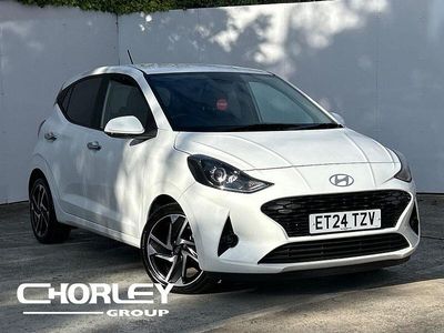 White Used 2024 Hyundai i10 Premium Hatchback | £14,237 (Fair price)