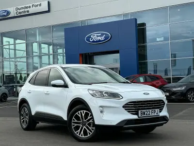 Used Ford Kuga Titanium 150 HP (110 kW) 2022 White SUV
