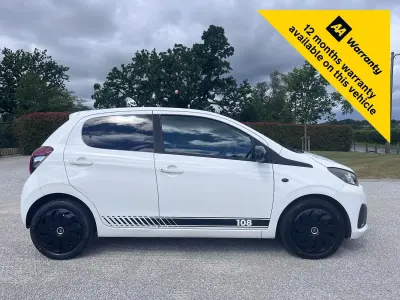 Used Peugeot 108 Active 68 HP (50 kW) 2016 White Hatchback