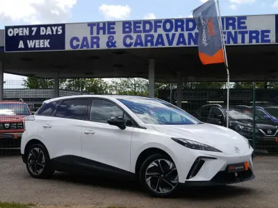 Used MG MG4 EV Trophy 150 kW (204 HP) 2023 White Hatchback