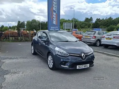 Used Renault Clio Dynamique 75 HP (55 kW) 2017 Grey Hatchback
