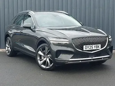 Used Genesis GV70 304 HP (223 kW) 2025 Green SUV