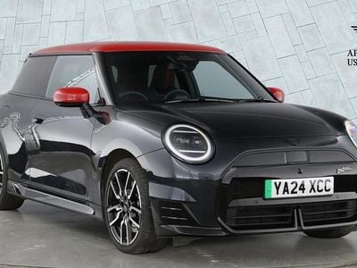 Grey Used 2024 Mini Cooper SE Hatch Hatchback | £27,990