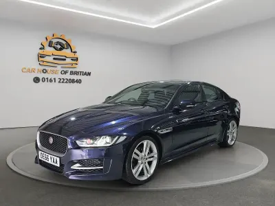 Used Jaguar XE R-Sport 180 HP (132 kW) 2017 Blue Sedan