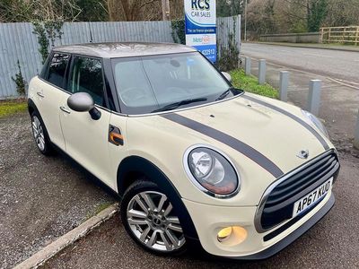 White Used 2017 Mini Cooper Hatch Hatchback | £7,999 (Fair price)