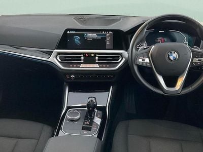 BMW 330e