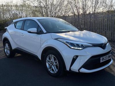 Second-hand Toyota C-HR 120 CP (88 kW) 2023 Alb SUV