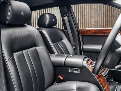 Used Rolls Royce Phantom 453 HP (333 kW) 2015 Silver Sedan