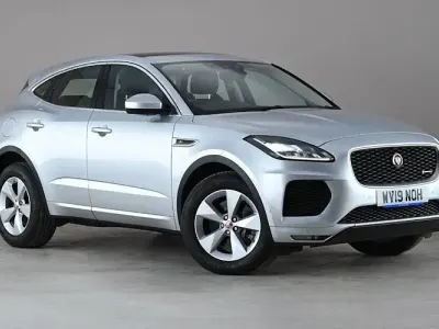 Begagnad Jaguar E-Pace R-Dynamic 200 HK (147 kW) 2019 Silver SUV