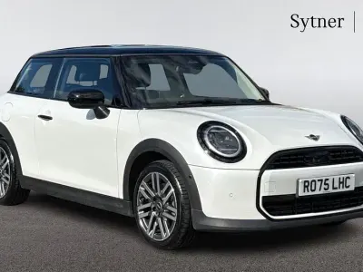 Used Mini Cooper Hatch 113 kW (154 HP) 2025 White Hatchback