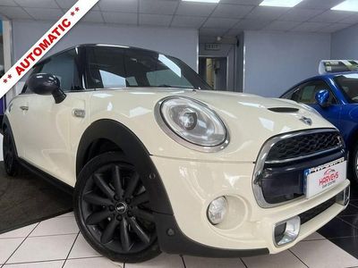 Begagnad Mini Cooper S Hatch 192 HK (141 kW) 2014 Vit Halvkombi