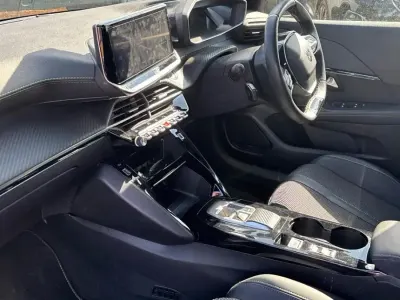 Used Peugeot e-208