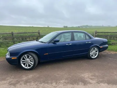 Used Jaguar XJR 2004 Blue Sedan