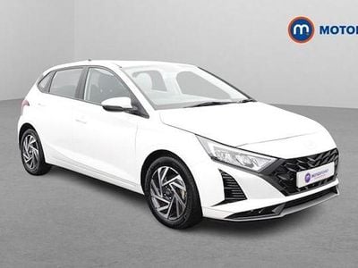 White Used 2024 Hyundai i20 Advanced Hatchback | £16,799 (Fair price)