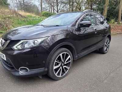 Begagnad Nissan Qashqai Tekna 2014 Svart SUV