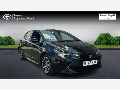 Usado Toyota Corolla Design 2020 Negro Utilitario