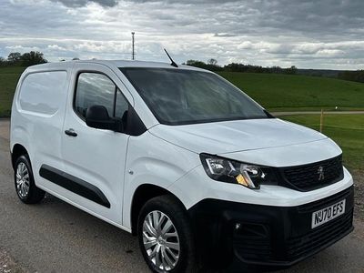 Second-hand Peugeot Partner 2020 Alb Monovolum