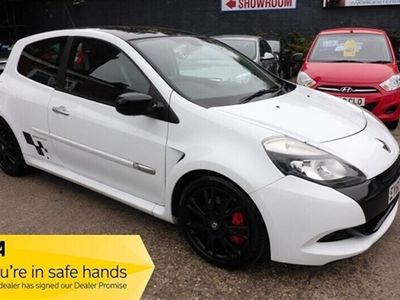 used Renault Clio 2.0 SPORT 3d 197 BHP