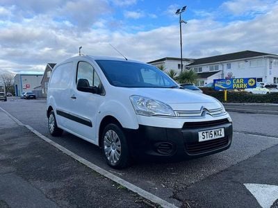 Used Citroën Berlingo 75 HP (55 kW) 2015 White MPV