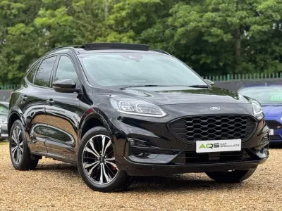 Second-hand Ford Kuga ST-Line X 225 CP (165 kW) 2023 Negru SUV
