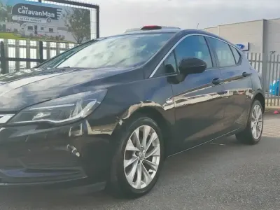 Used Vauxhall Astra Design Edition 2016 Black Hatchback