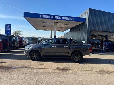 Used Toyota HiLux 150 HP (110 kW) 2022 Grey Pickup