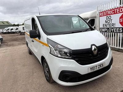 White Used 2017 Renault Trafic Business MPV | £3,295