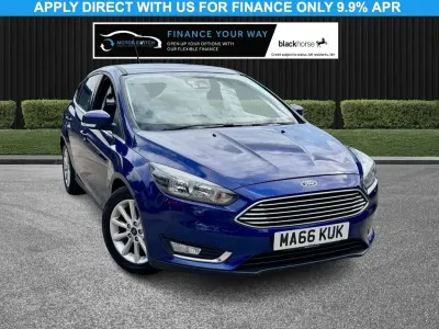 Used Ford Focus Titanium 100 HP (73 kW) 2016 Blue Hatchback