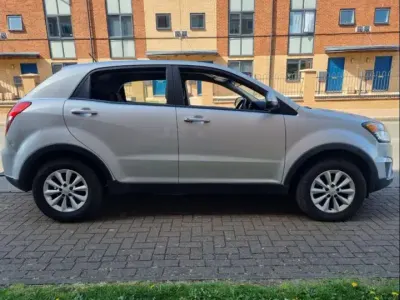 Usado SsangYong Korando 2014 Plateado SUV