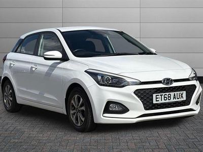 Used Hyundai i20 SE 84 HP (61 kW) 2019 White Hatchback