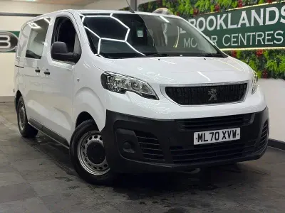 Używany Peugeot Expert 100 KM (73 kW) 2020 Biały Van