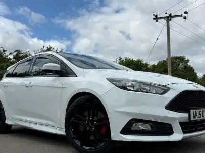 Second-hand Ford Focus ST 250 CP (183 kW) 2015 Alb Hatchback