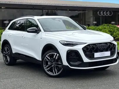 New Audi Q5 Black Edition 204 HP (150 kW) 2026 White SUV
