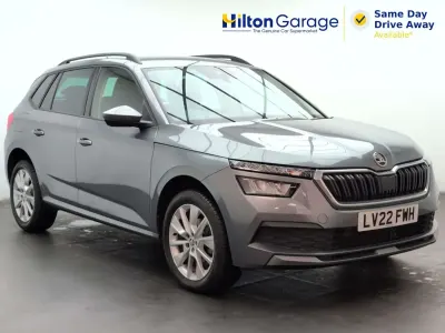 Begagnad Skoda Kamiq SE Drive 2022 Grå SUV
