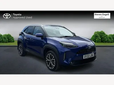 Used Toyota Yaris 91 HP (66 kW) 2022 Blue Hatchback