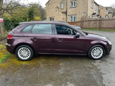 Used Audi A3 110 HP (80 kW) 2015 Red Hatchback