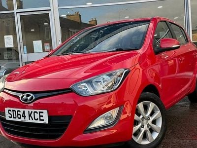 Red Used 2014 Hyundai i20 Active Hatchback | £4,000 (Fair price)