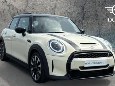 Used Mini Cooper S Exclusive 176 HP (129 kW) 2022 White Hatchback