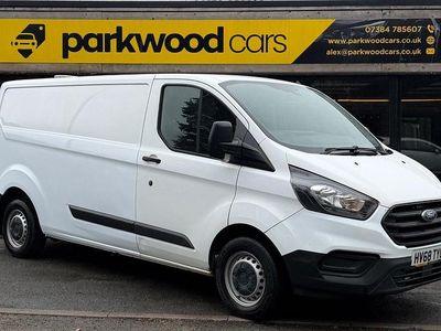 Used Ford Transit Custom 105 HP (77 kW) 2018 White Van