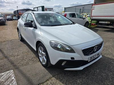 Usado Volvo V40 2013 Blanco Utilitario