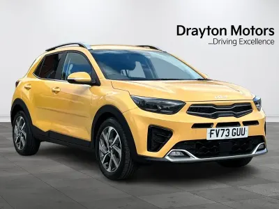 Used Kia Stonic GT-Line 99 HP (72 kW) 2023 Yellow SUV