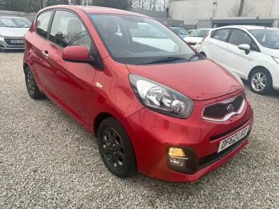 Second-hand Kia Picanto City 68 CP (50 kW) 2013 Roșu Hatchback