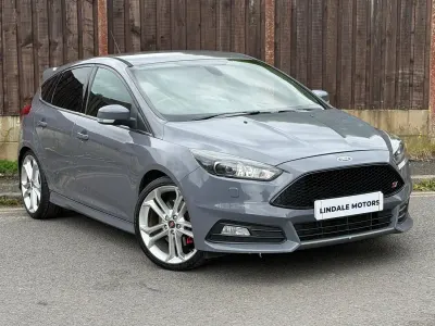 Used Ford Focus ST 250 HP (183 kW) 2015 Grey Hatchback