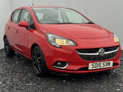 Used Vauxhall Corsa SRi 90 HP (66 kW) 2015 Red Hatchback