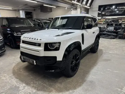 Used Land Rover Defender S 200 HP (147 kW) 2021 White SUV