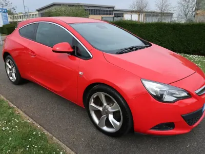 Used Vauxhall Astra GTC SRi 2012 Red Coupe